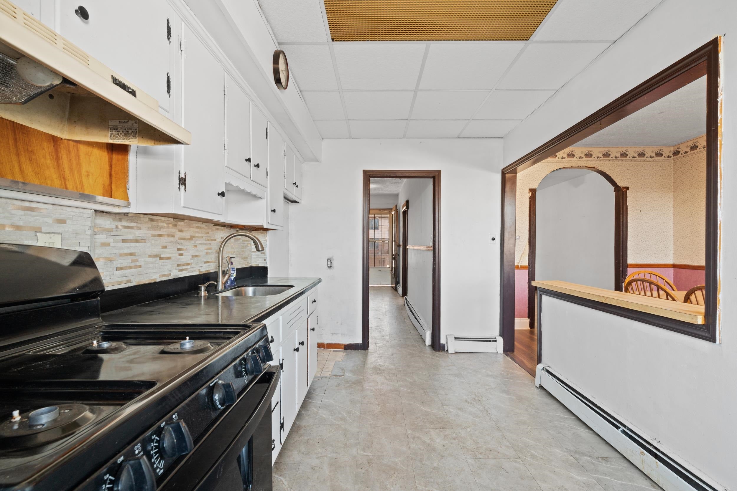 526 Avenue E, Bayonne, NJ 07002 photo