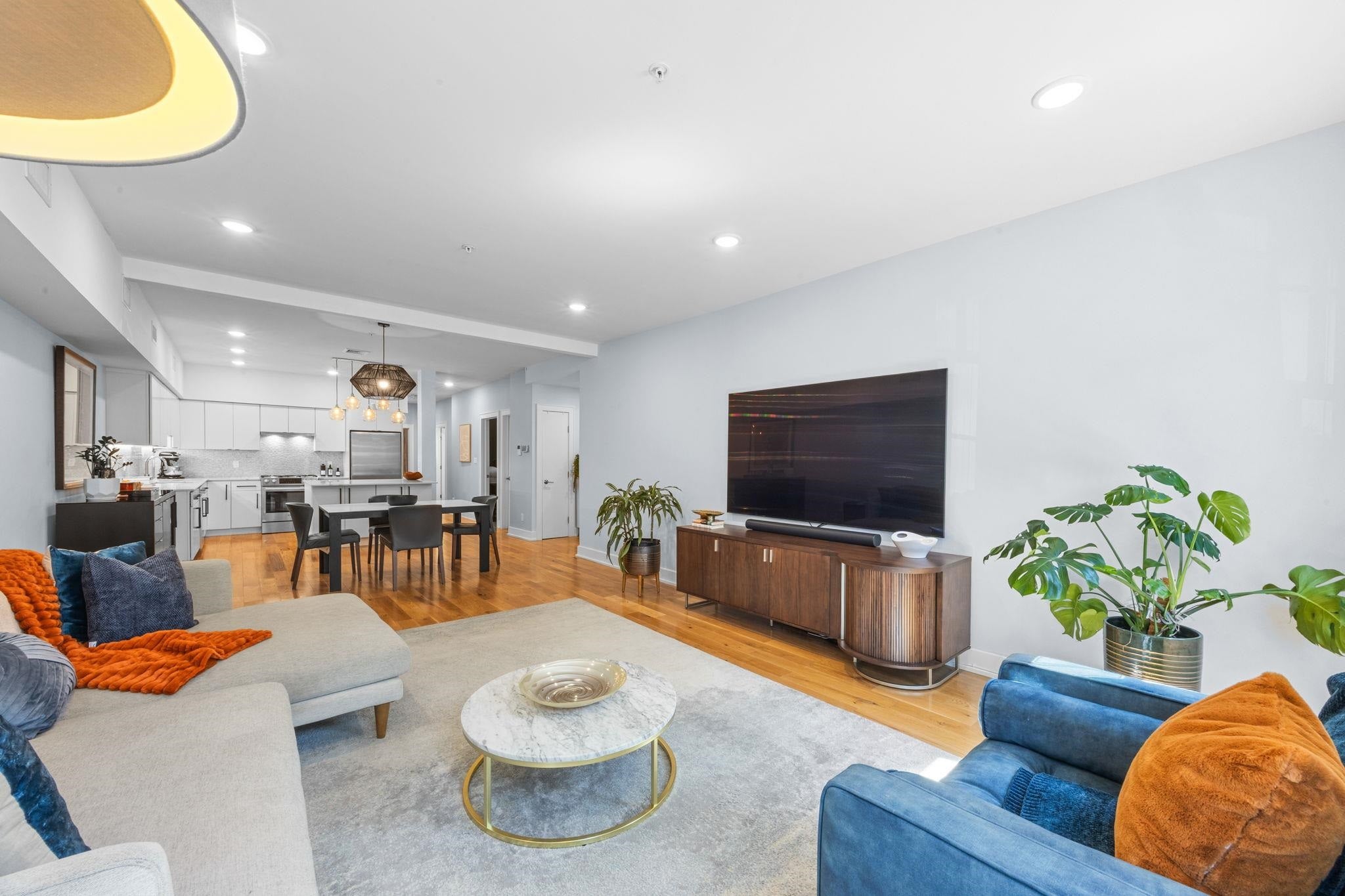 208 York St, Jersey City, NJ 07302