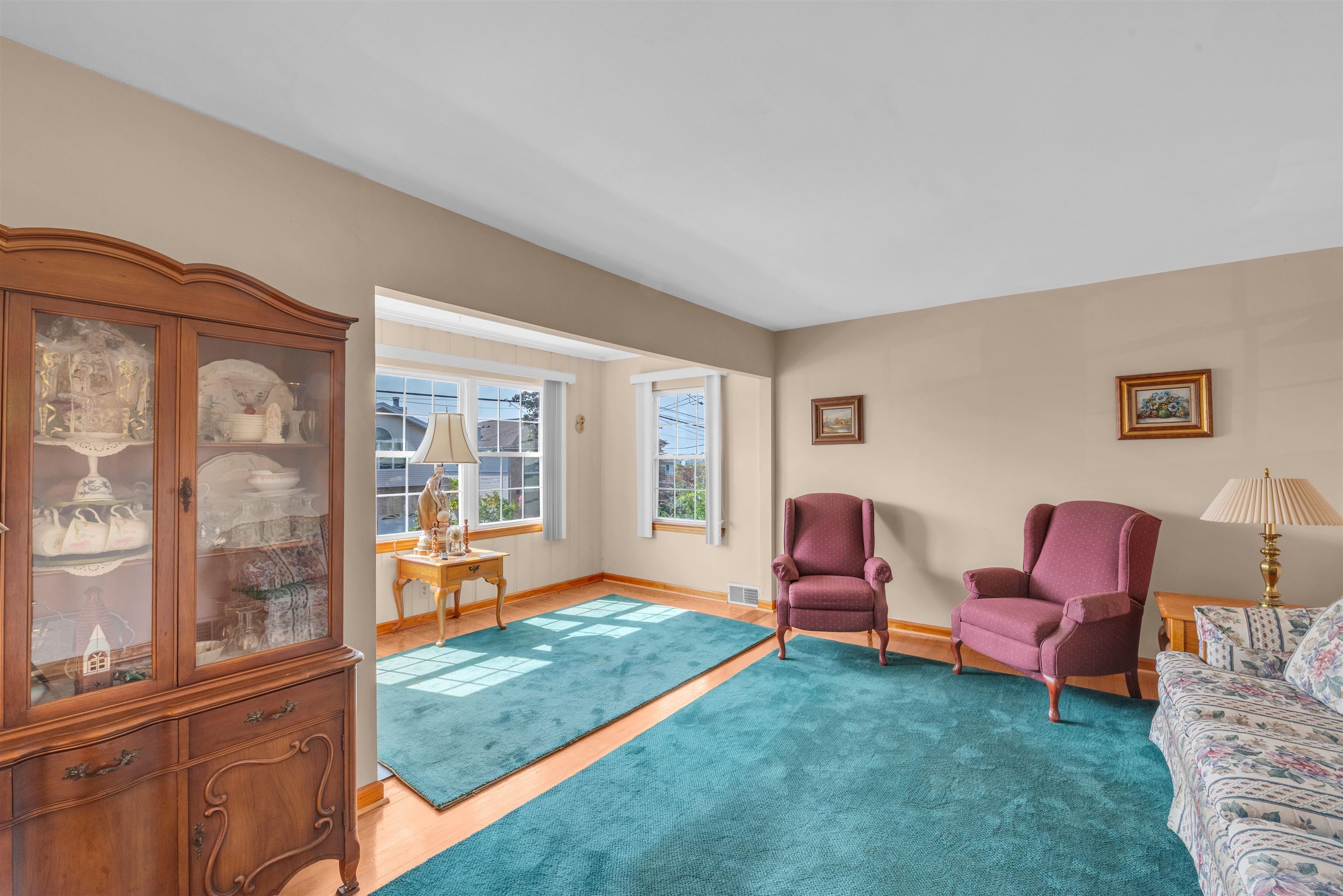 722 7th St, Carlstadt, NJ 07072 photo