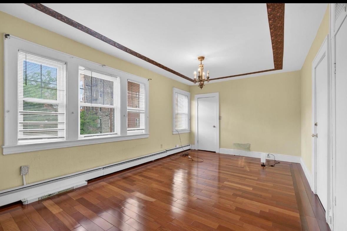 20 75th St, North Bergen, NJ 07047 photo