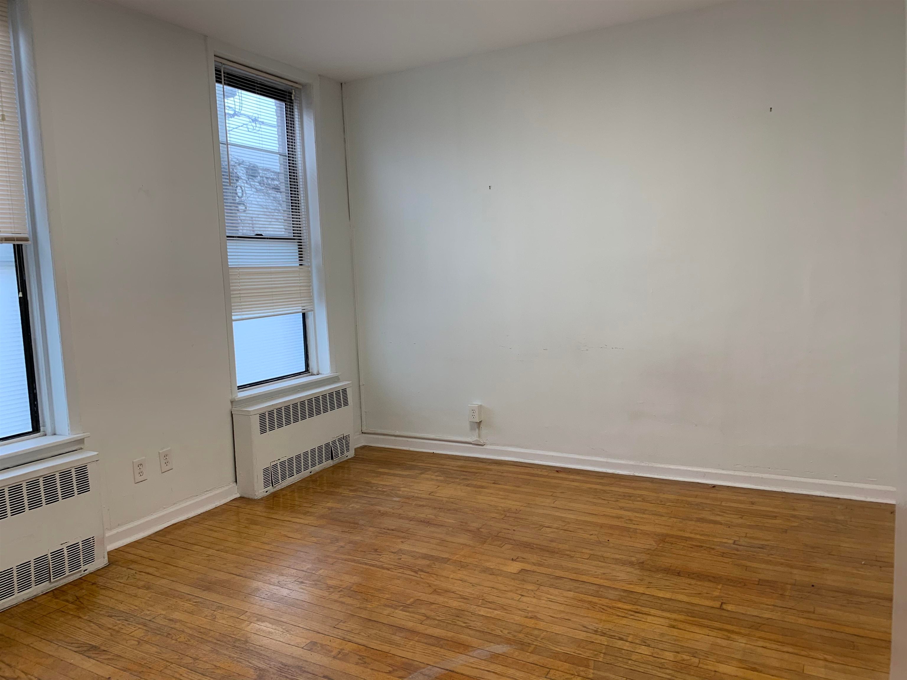 360 Pacific Ave, Jersey City, NJ 07304 photo