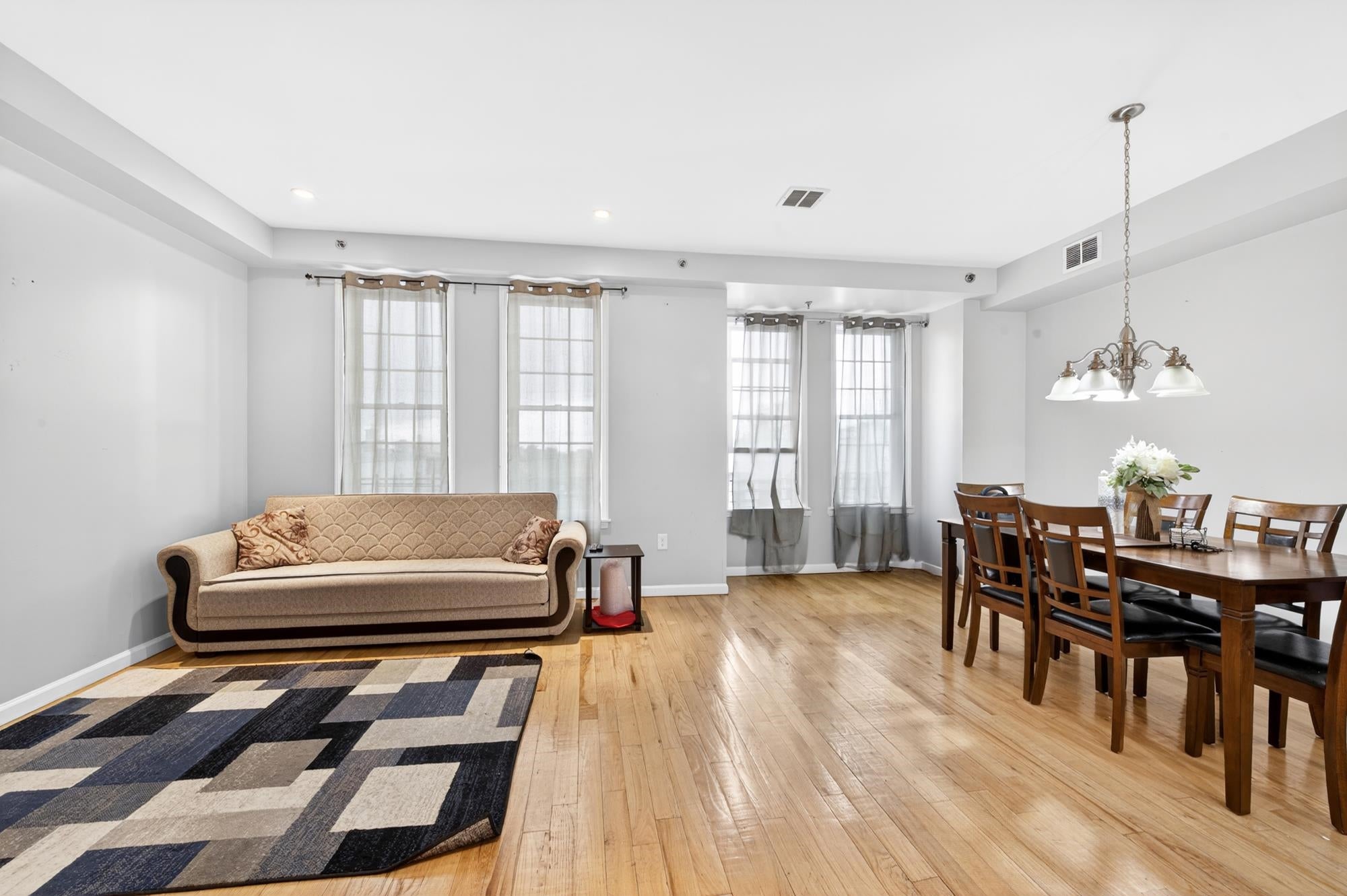 612 12th St, Union City, NJ 07087 photo