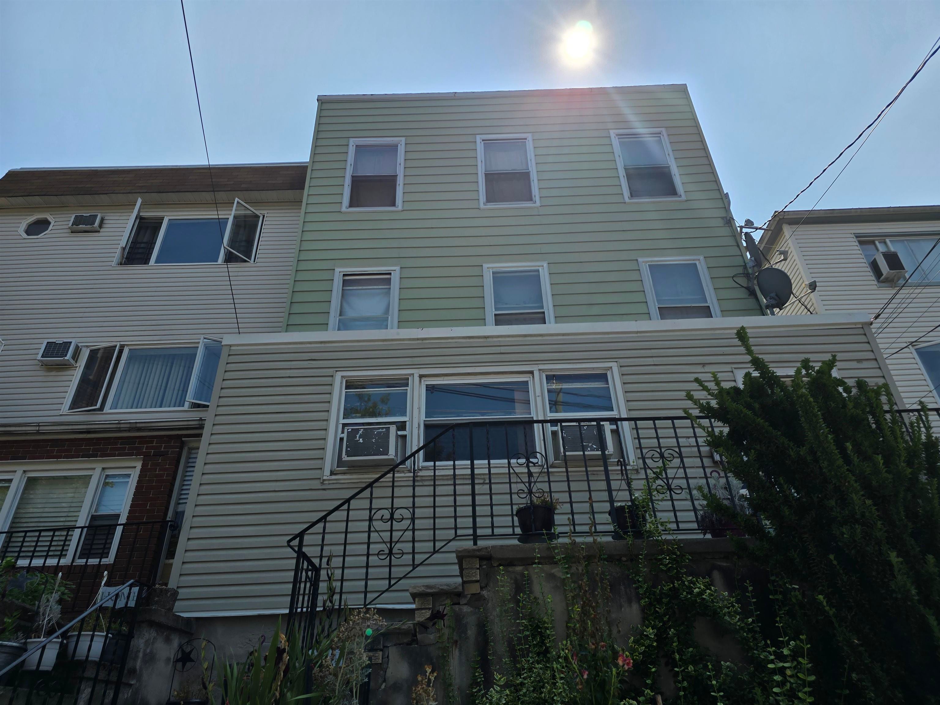310 Liberty Ave, Jersey City, NJ 07307