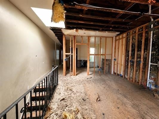 66 Oak St, Jersey City, NJ 07304 photo