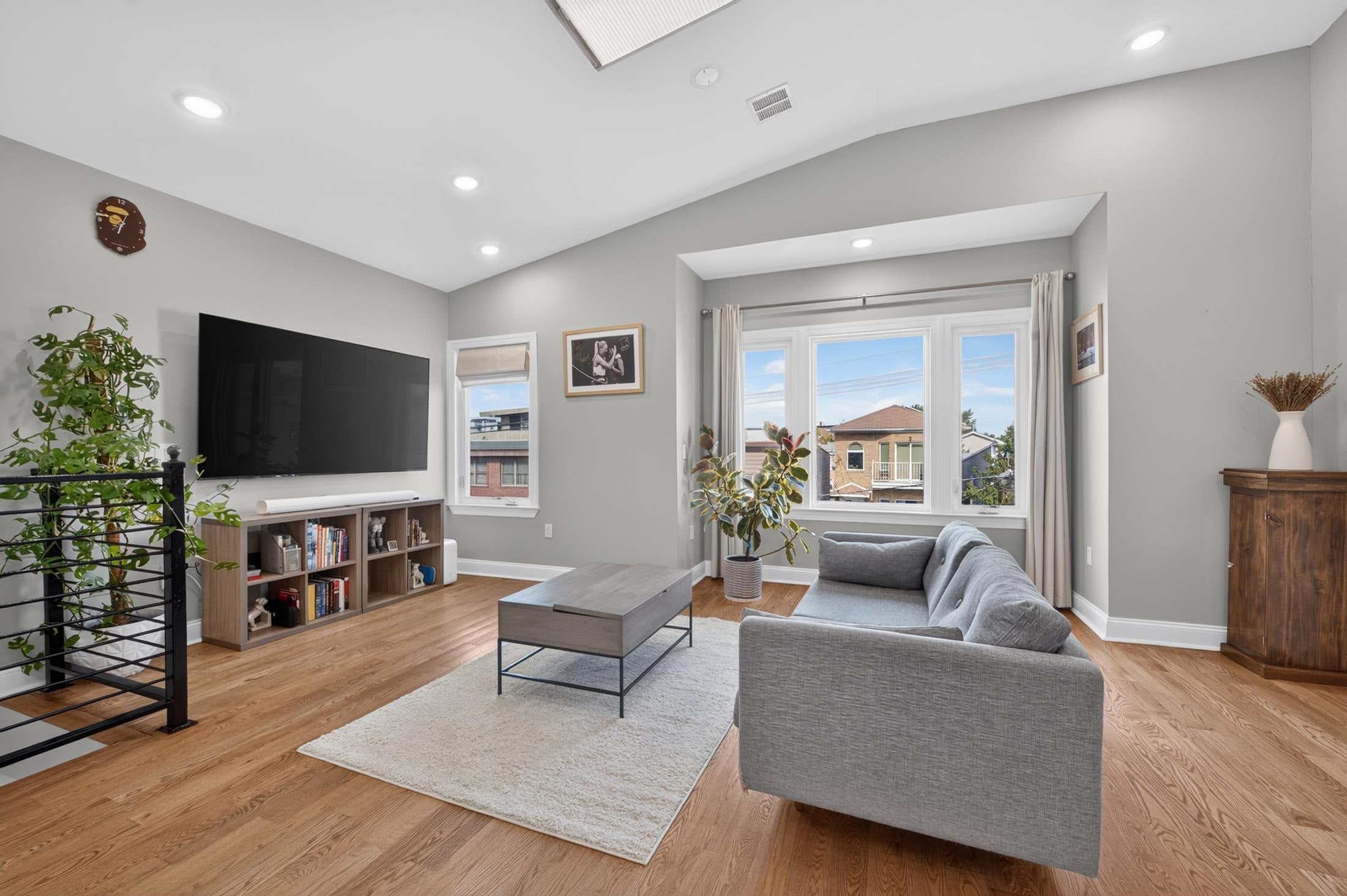 103 Thorne St #2, Jersey City, NJ 07307 photo