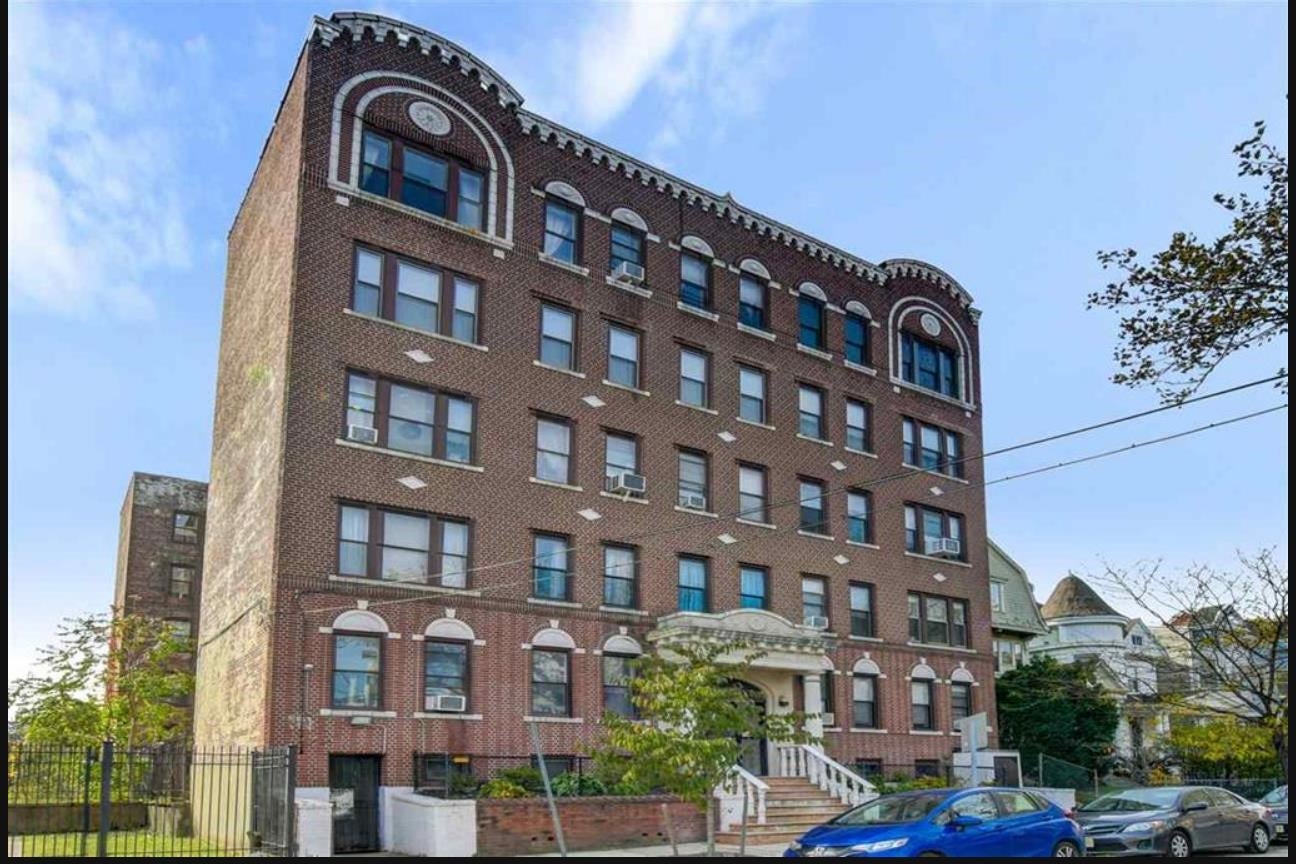 145 Harrison Ave, Jersey City, NJ 07304