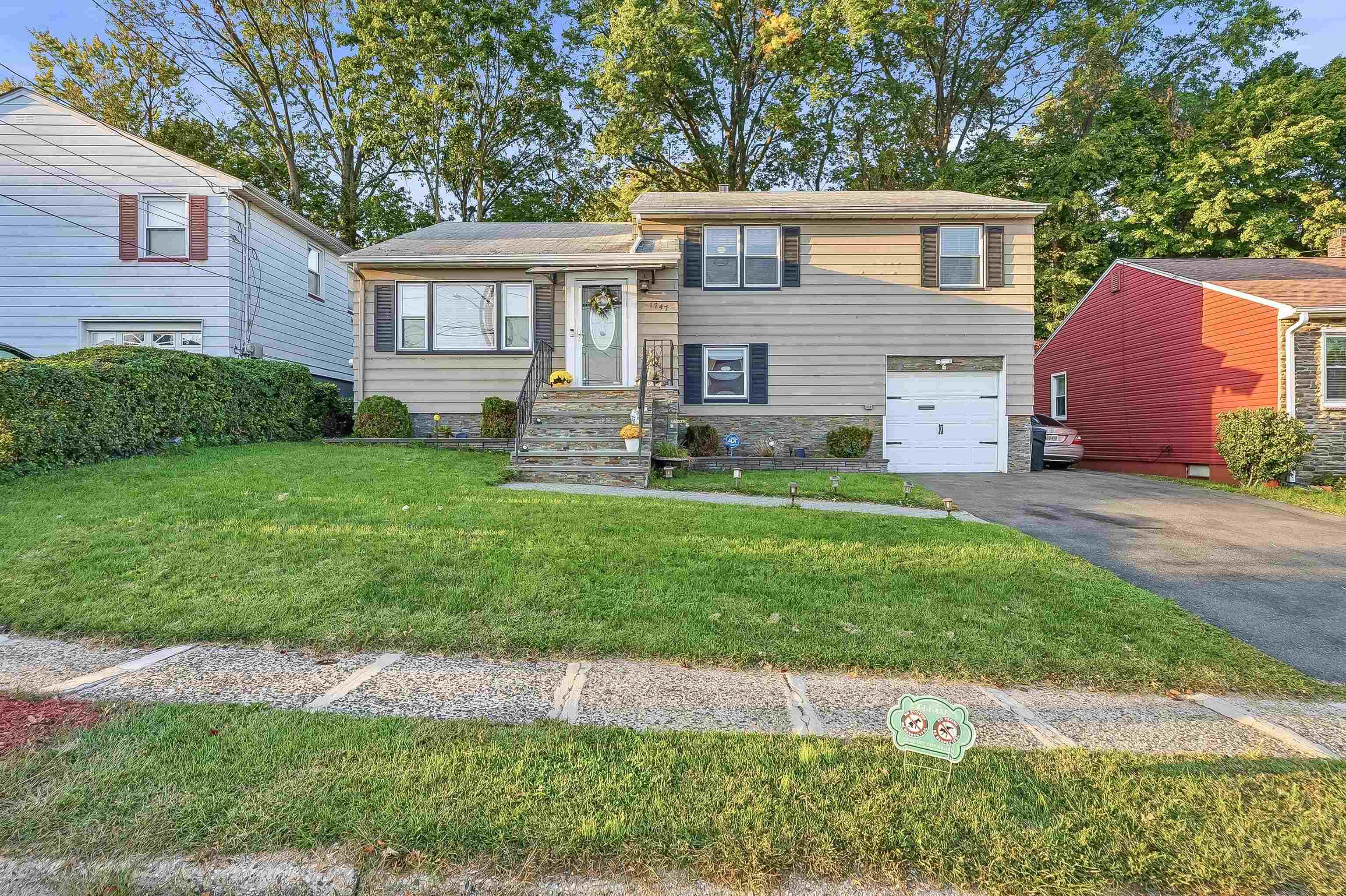 1747 Colgate Pl, Union Twp, NJ 07083