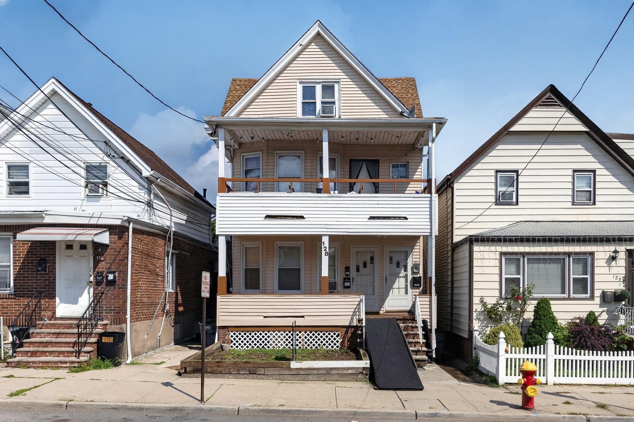 128 Ackerman Ave, Clifton, NJ 07011