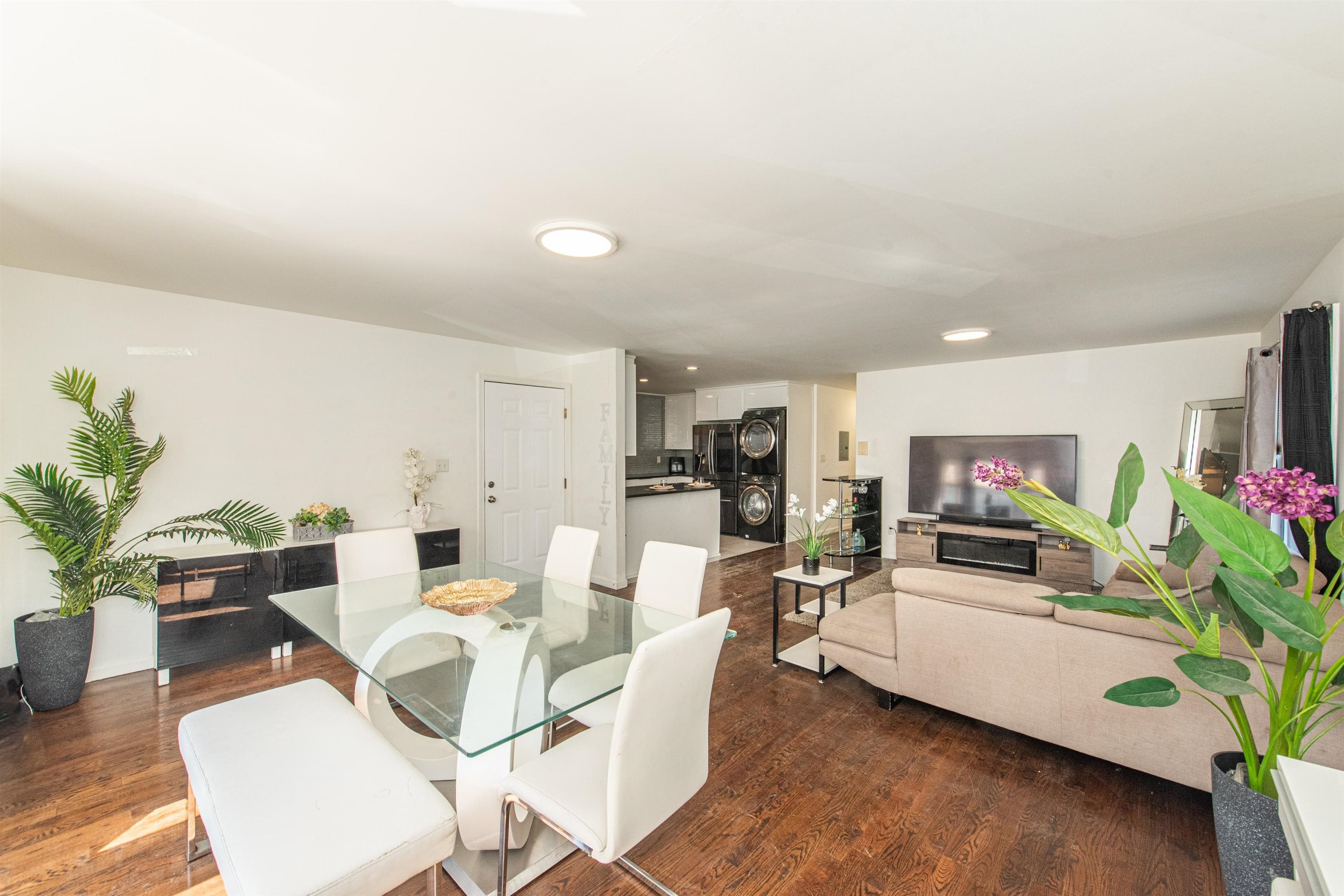 543 545 Livingston St, Elizabeth, NJ 07206 photo