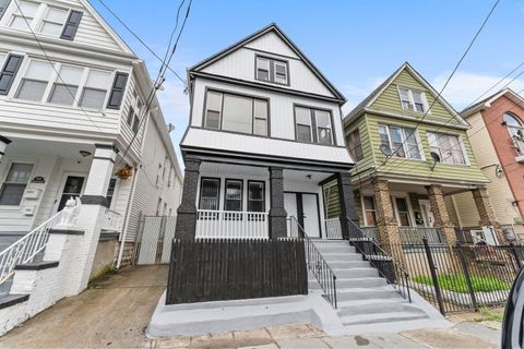 Duplex in Jersey City, Greenville NJ 64 Bostwick Ave.jpg