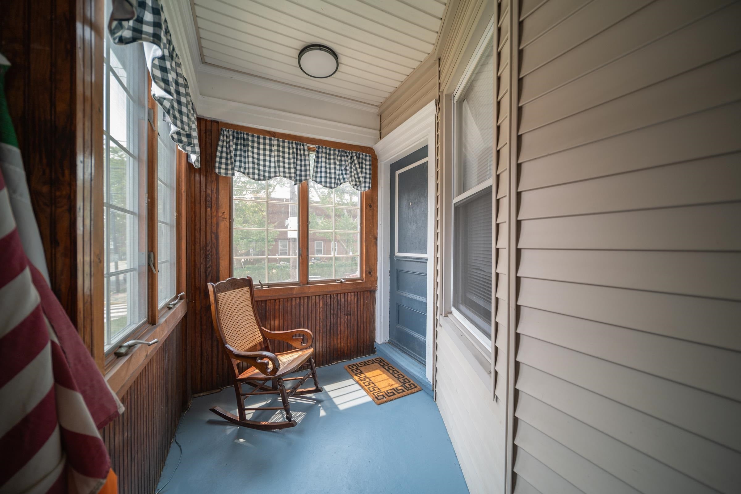 339 Avenue C, Bayonne, NJ 07002 photo
