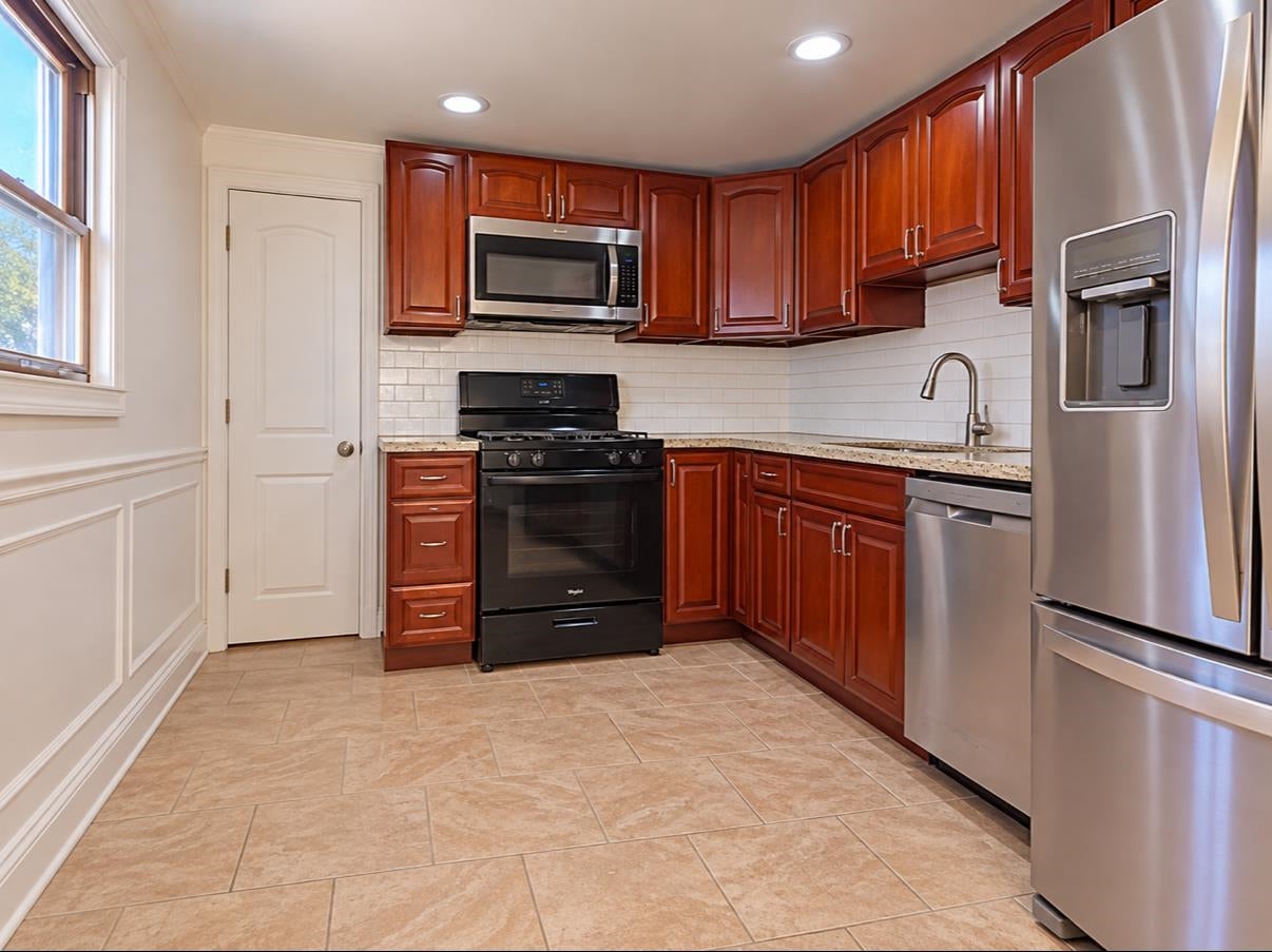 130 Erie St, Dumont, NJ 07628 photo