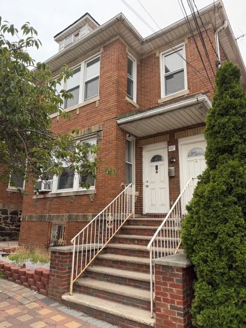 807 73rd St, North Bergen, NJ 07047