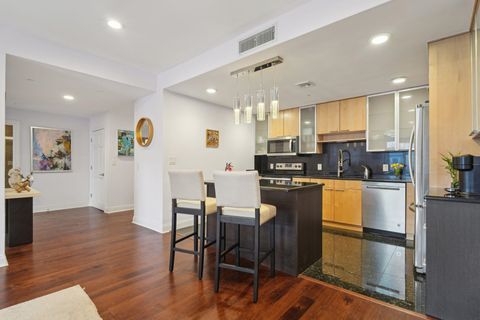 Condominium in Jersey City, Greenville NJ 208 Shearwater Ct West Ct #53 7.jpg