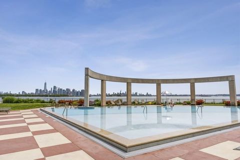 Condominium in Jersey City, Greenville NJ 208 Shearwater Ct West Ct #53 17.jpg