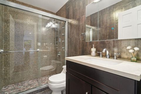 Condominium in Jersey City, Greenville NJ 208 Shearwater Ct West Ct #53 8.jpg