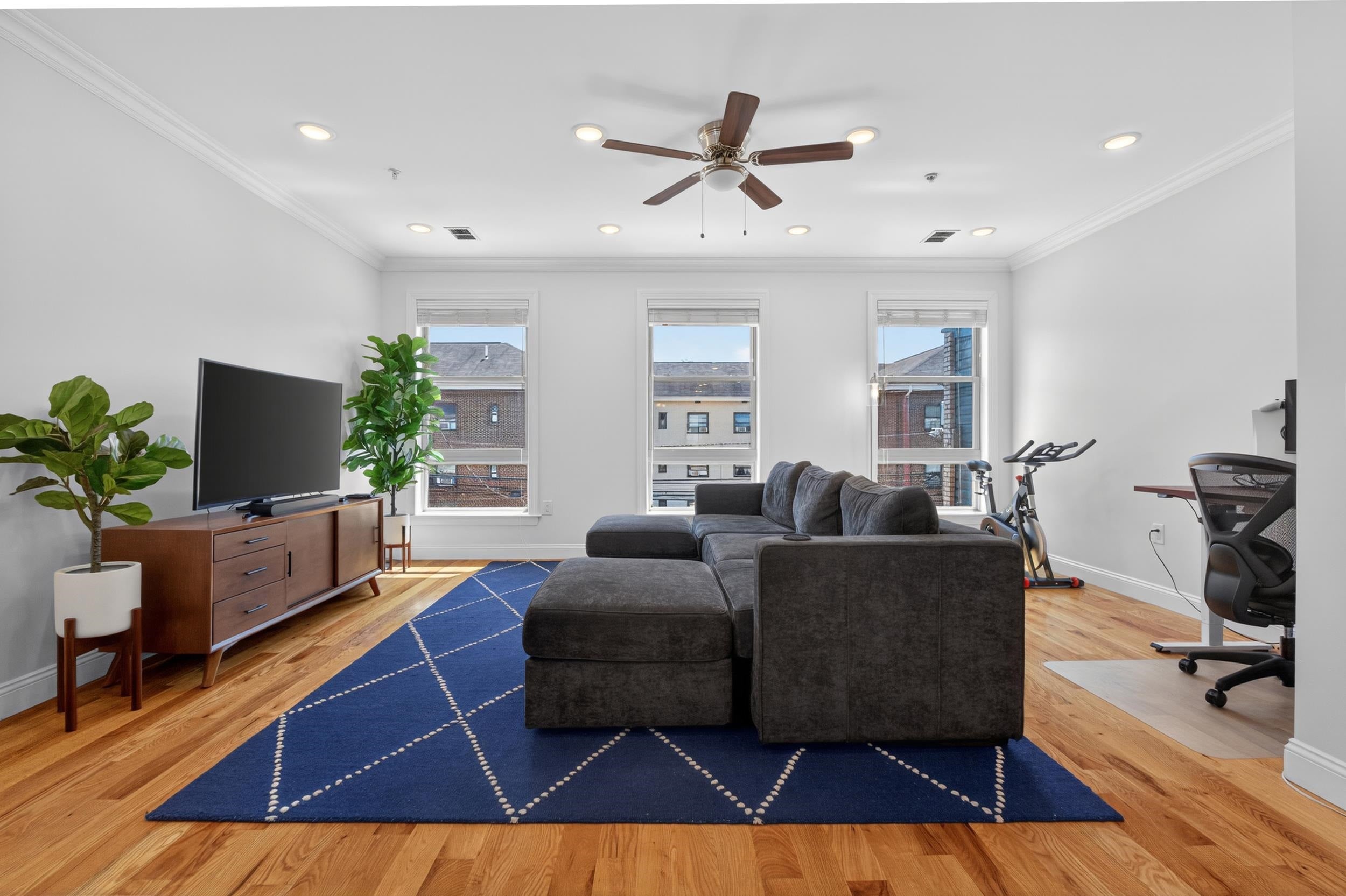 512 4th St #3, Union City, NJ 07087 photo