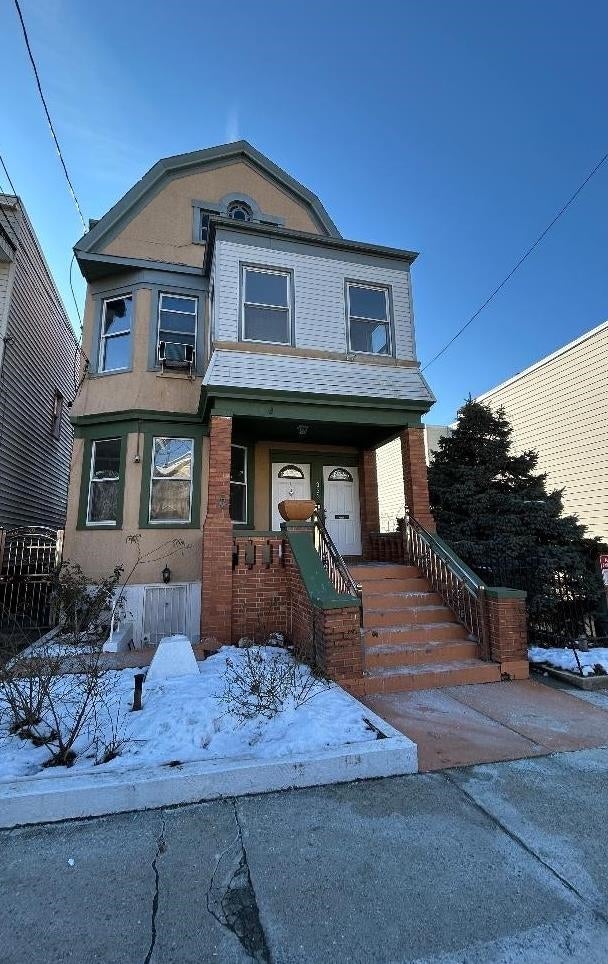 333 Danforth Ave, Jersey City, NJ 07305