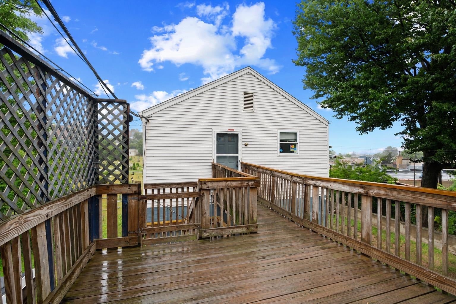 1405 43rd St, North Bergen, NJ 07047 photo