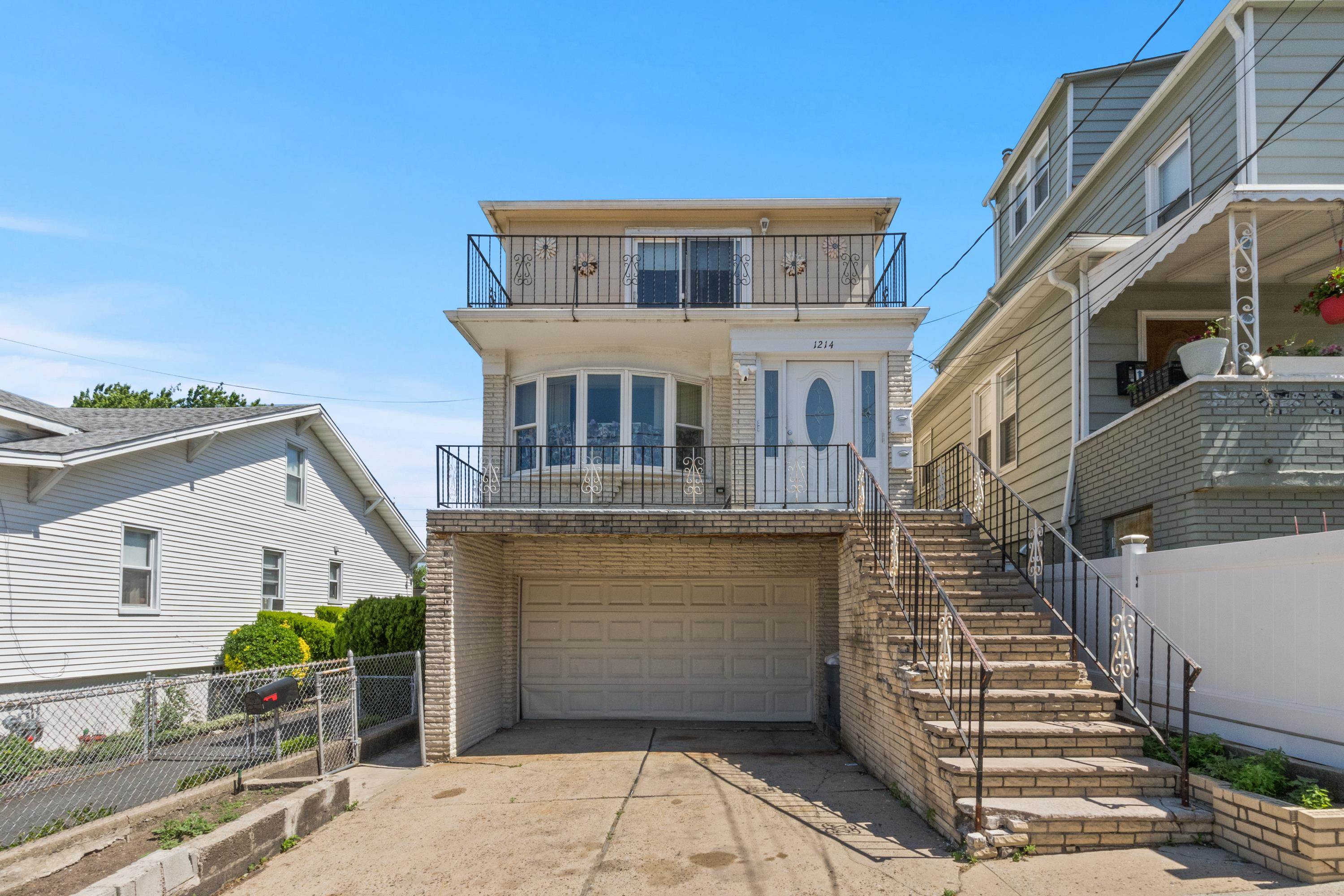1214 78th St, North Bergen, NJ 07047