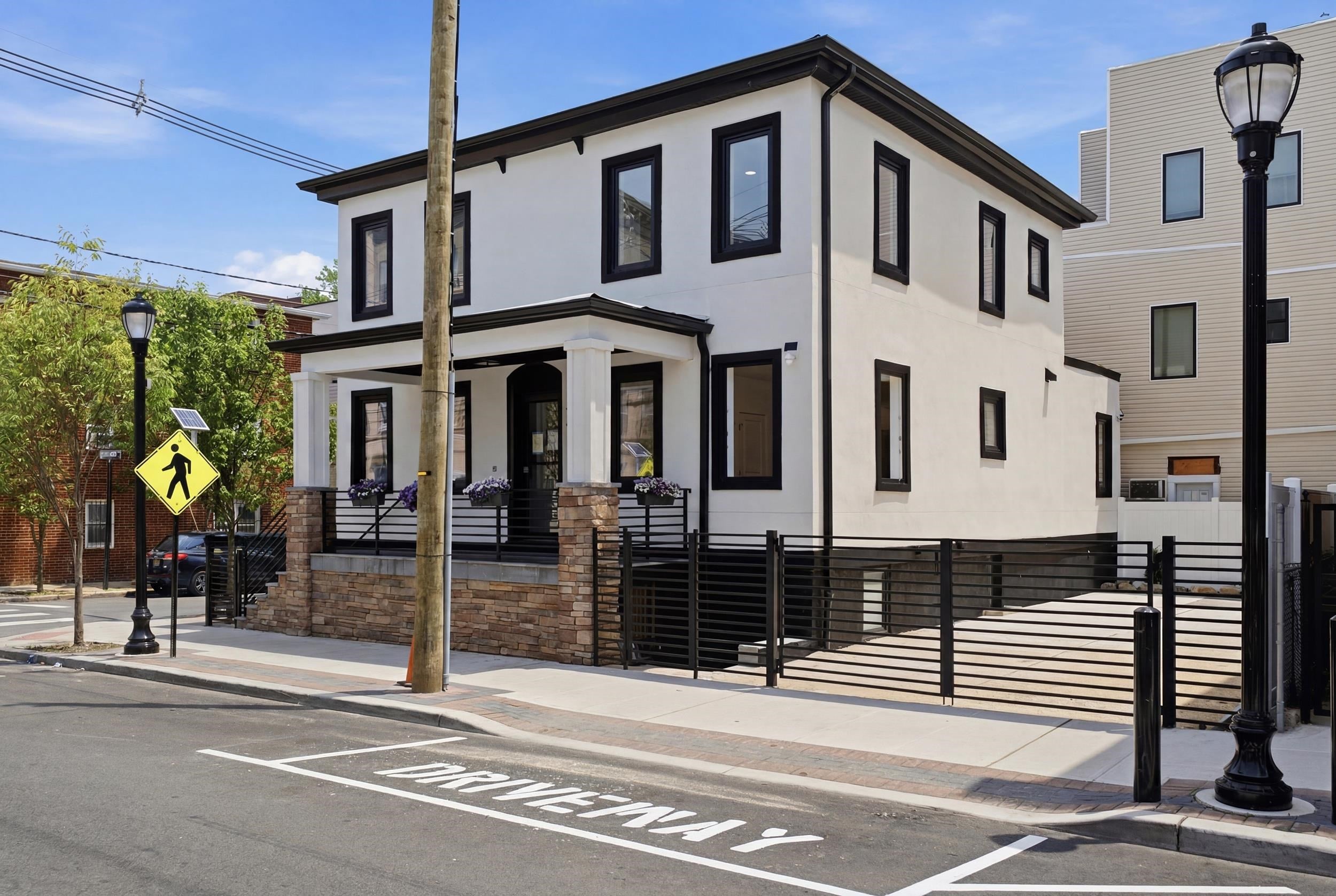 3414 3412 Hudson Ave, Union City, NJ 07087