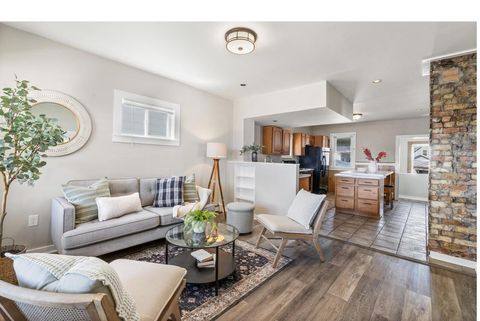 Single Family Residence in Milwaukee WI 2817 S 10th STREET.jpg