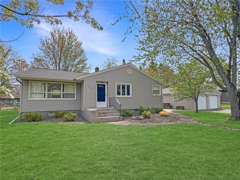 Single Family Residence in Cloquet MN 602 26th STREET.jpg