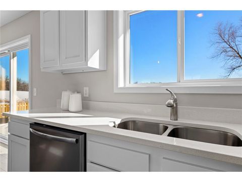 Single Family Residence in Cannon Falls MN 110 Maple St 13.jpg
