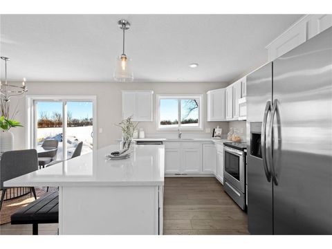 Single Family Residence in Cannon Falls MN 110 Maple St 15.jpg