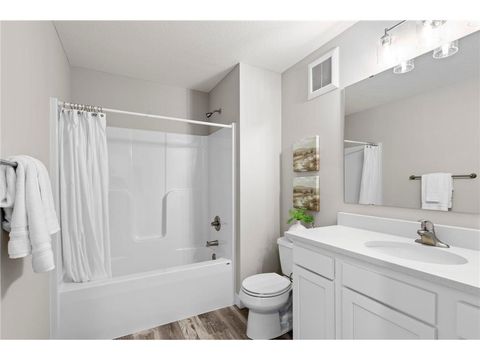 Single Family Residence in Cannon Falls MN 110 Maple St 24.jpg