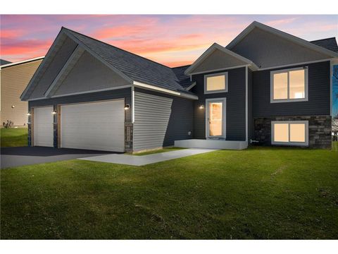 Single Family Residence in Cannon Falls MN 110 Maple St 42.jpg
