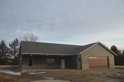 Single Family Residence in Caledonia MN 220 Gjere AVENUE NORTH AVENUE.jpg
