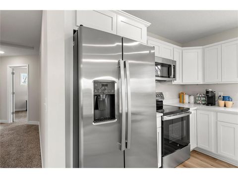 Single Family Residence in Cannon Falls MN 104 Maple St 14.jpg