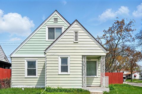 Single Family Residence in Milwaukee WI 3902 W Hampton AVENUE.jpg