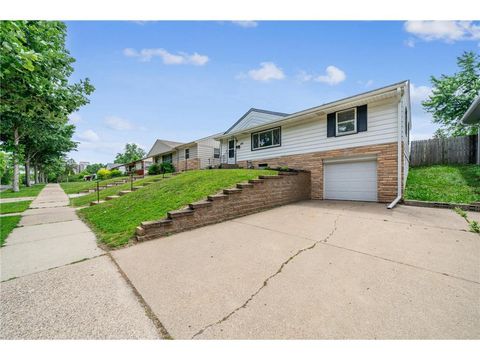 Single Family Residence in Saint Paul MN 1610 Idaho AVENUE 2.jpg