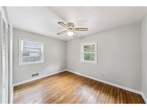 Single Family Residence in Saint Paul MN 1610 Idaho AVENUE 8.jpg
