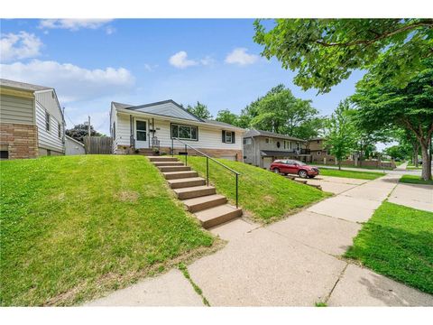 Single Family Residence in Saint Paul MN 1610 Idaho AVENUE 1.jpg