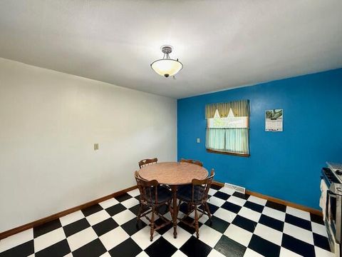 Single Family Residence in Caledonia MN 819 Washington STREET EAST STREET 3.jpg