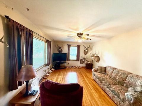 Single Family Residence in Caledonia MN 819 Washington STREET EAST STREET 7.jpg