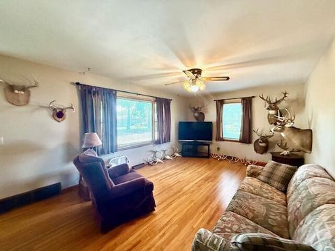 Single Family Residence in Caledonia MN 819 Washington STREET EAST STREET 9.jpg