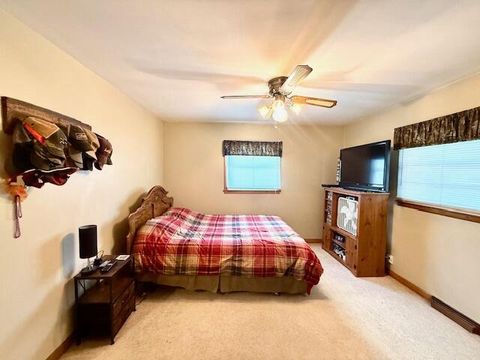 Single Family Residence in Caledonia MN 819 Washington STREET EAST STREET 13.jpg