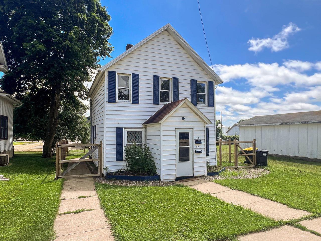 Multi Family in Caledonia MN 213 Caledonia STREET WEST STREET 17.jpg
