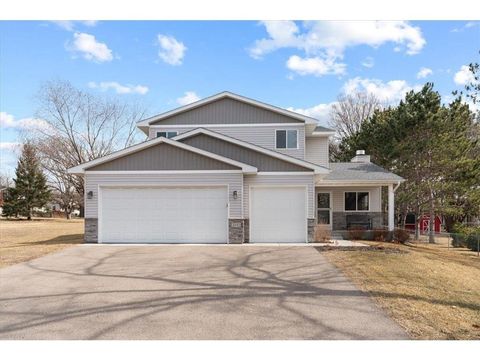 Single Family Residence in Saint Paul MN 2132 Arkwright STREET.jpg