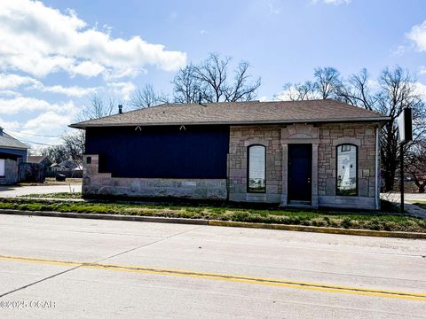  in Oswego KS 622 6th Street.jpg