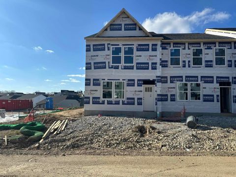 Townhouse in Maidsville WV 739 Mulligan Ct.jpg