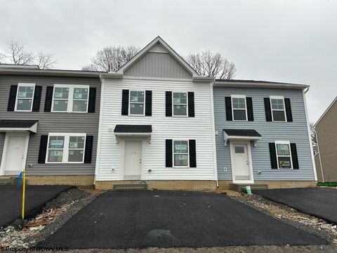 Townhouse in Maidsville WV 750 Mulligan Ct.jpg