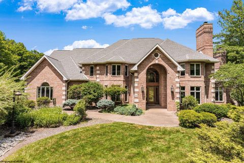 Single Family Residence in Morgantown WV 3958 Eastlake Dr.jpg