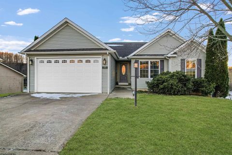 Single Family Residence in Maidsville WV 205 Meadow Ponds Ln.jpg