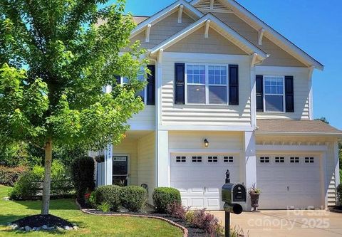 Single Family Residence in Fort Mill SC 249 Sand Paver Way.jpg