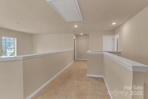 Single Family Residence in Fort Mill SC 530 Silers Bald Drive 12.jpg